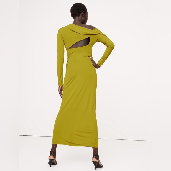 NWT! Banana Republic Peridot Green Jersey Knit Asymmetrical Draped Maxi Dress 🧶 - Picture 3 of 9